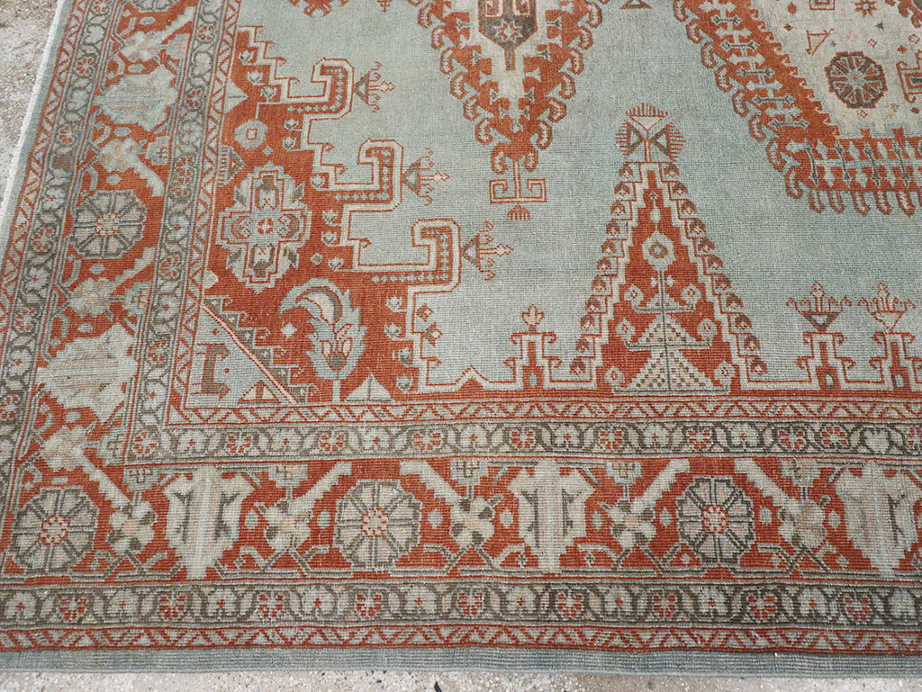 Vintage Persian Veece Accent Carpet, No.32774 - Galerie Shabab