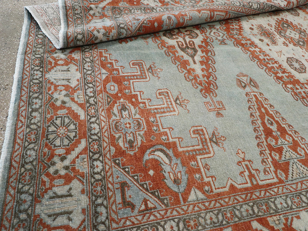 Vintage Persian Veece Accent Carpet, No.32774 - Galerie Shabab