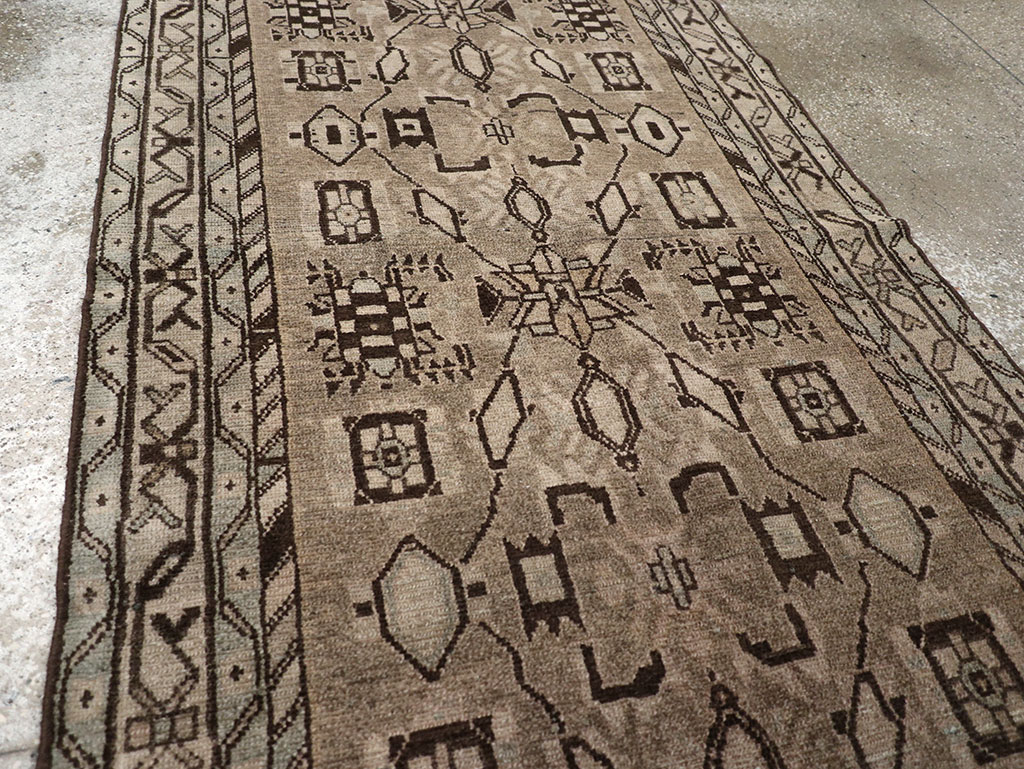 Antique Persian Malayer Runner, No.32775 - Galerie Shabab