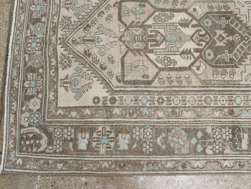 Vintage Persian Malayer Long Runner, No.32776 - Galerie Shabab