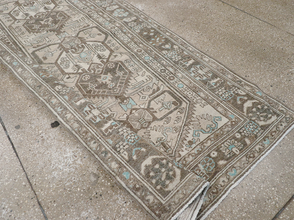 Vintage Persian Malayer Long Runner, No.32776 - Galerie Shabab