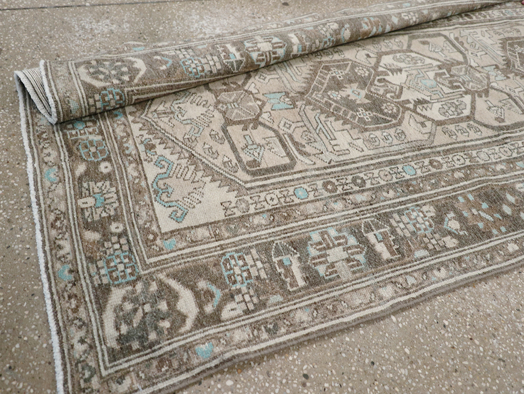 Vintage Persian Malayer Long Runner, No.32776 - Galerie Shabab