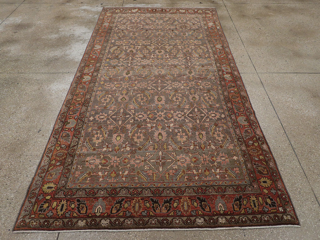 Antique Persian Bakhtiari Gallery Rug, No.32778 - Galerie Shabab