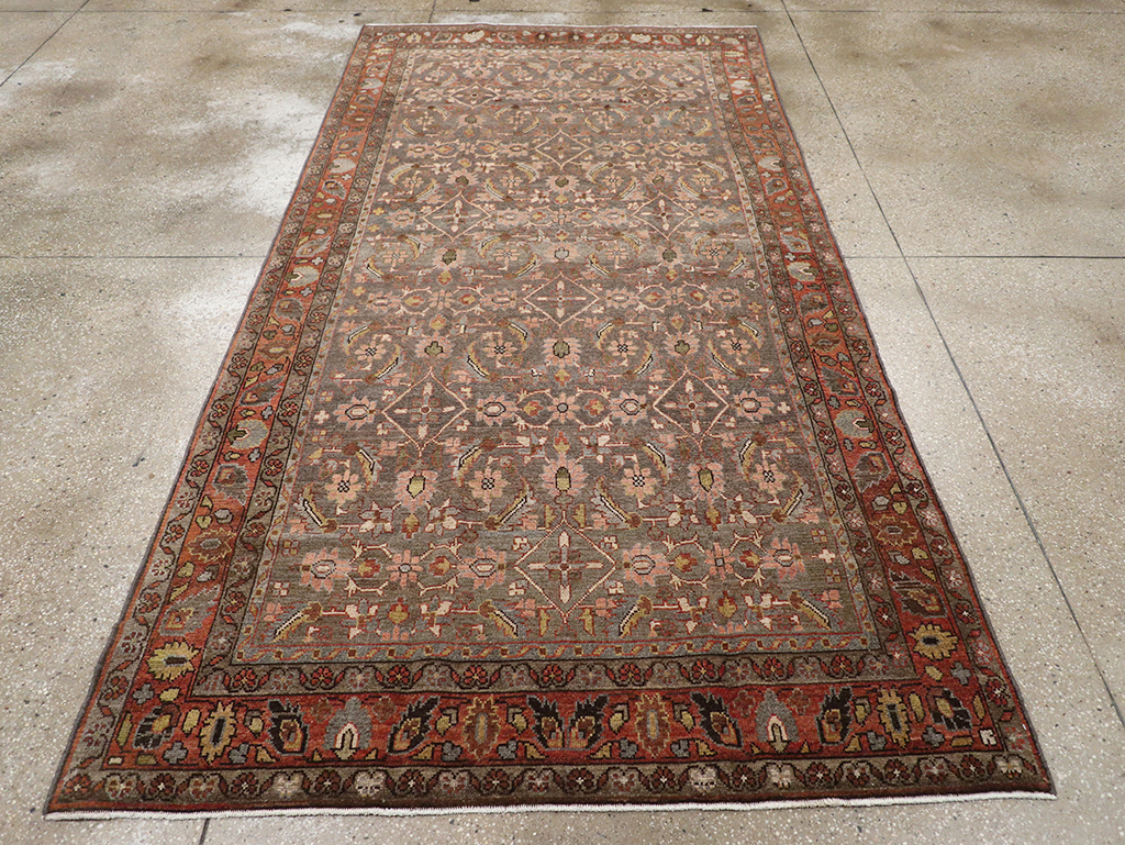 Antique Persian Bakhtiari Gallery Rug, No.32778 - Galerie Shabab