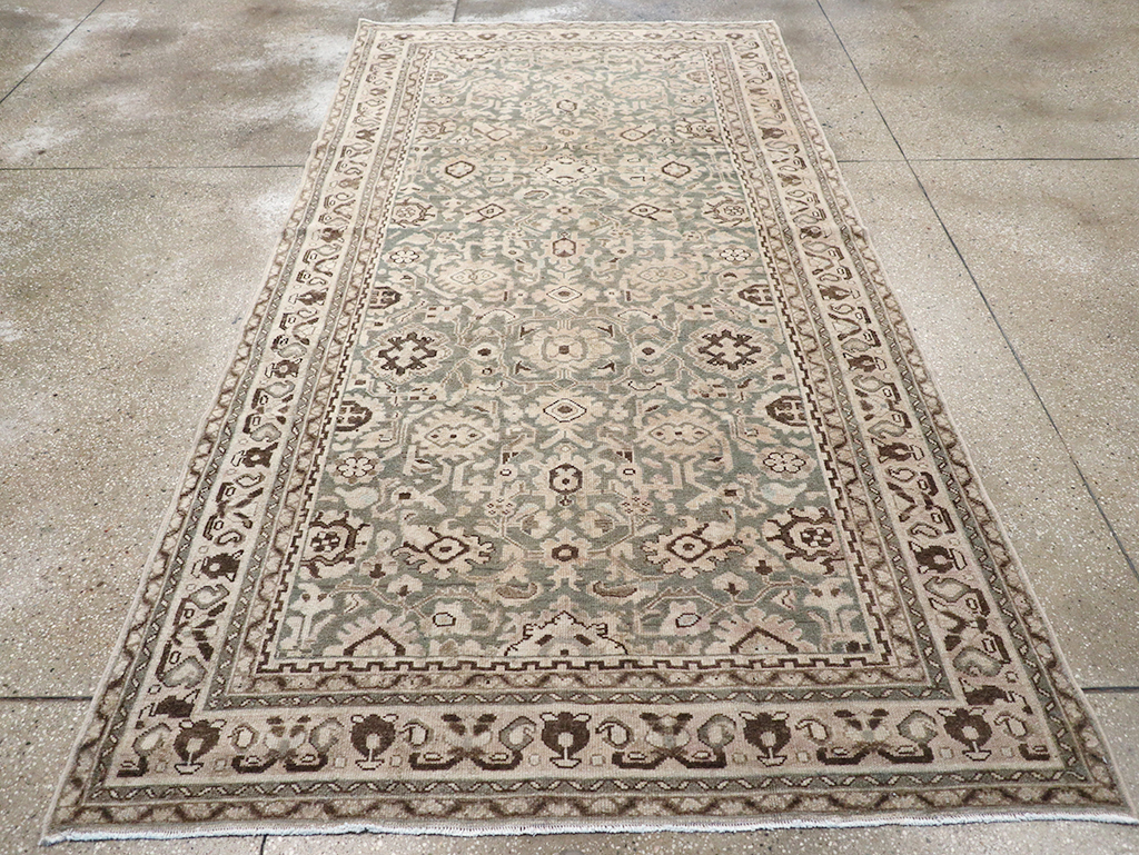 Vintage Persian Malayer Gallery Rug, No.32784 - Galerie Shabab
