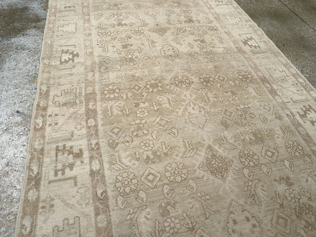 Vintage Persian Malayer Runner, No.32785 - Galerie Shabab
