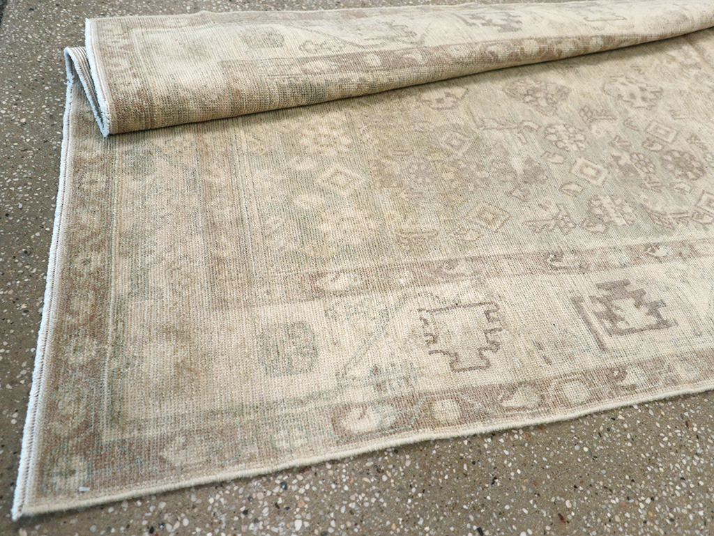 Vintage Persian Malayer Runner, No.32785 - Galerie Shabab