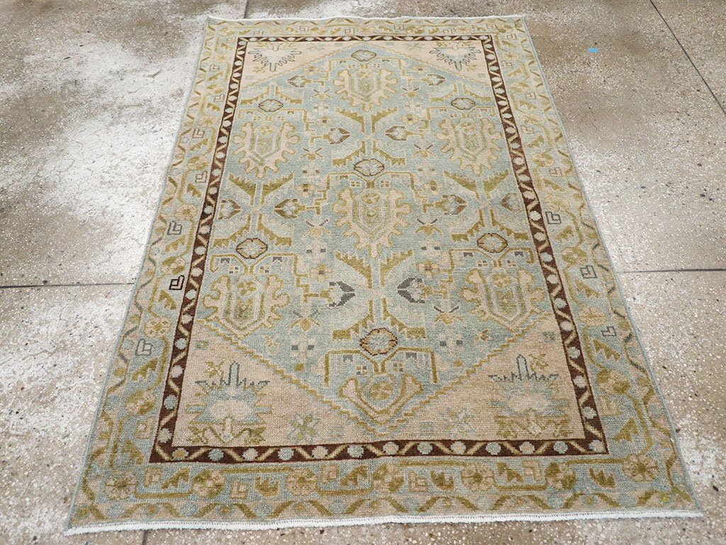 Vintage Persian Malayer Throw Rug, No.32791 - Galerie Shabab