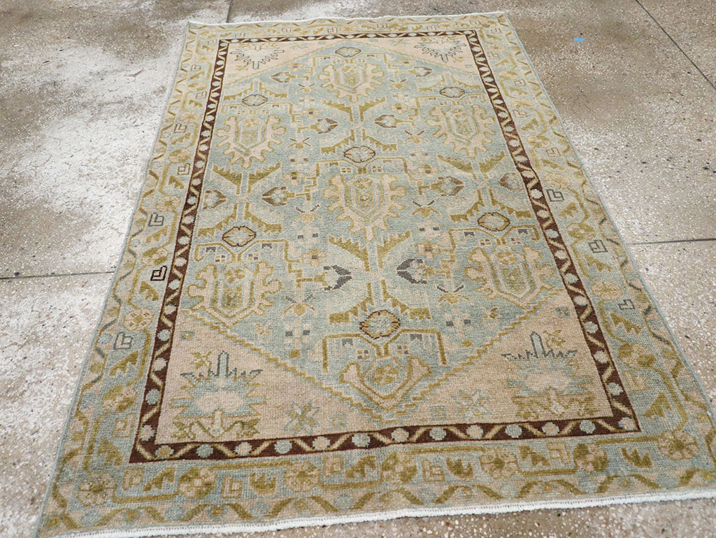Vintage Persian Malayer Throw Rug, No.32791 - Galerie Shabab