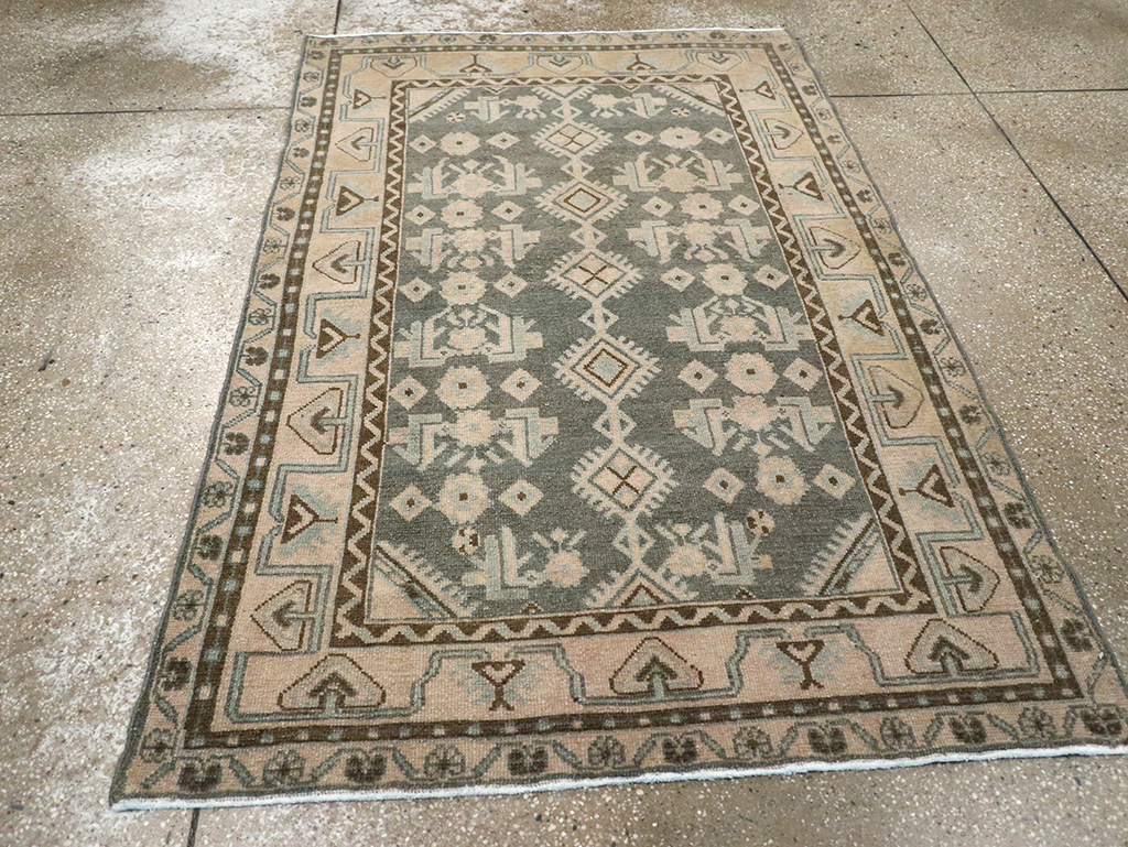 Vintage Persian Malayer Throw Rug, No.32793 - Galerie Shabab