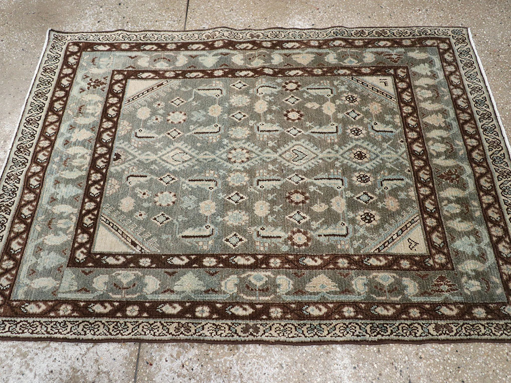 Vintage Persian Malayer Throw Rug, No.32794 - Galerie Shabab