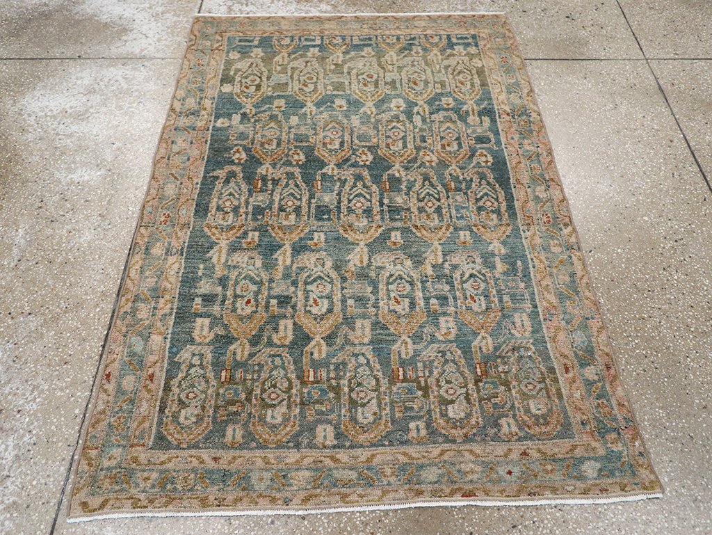 Vintage Persian Malayer Throw Rug, No.32796 - Galerie Shabab