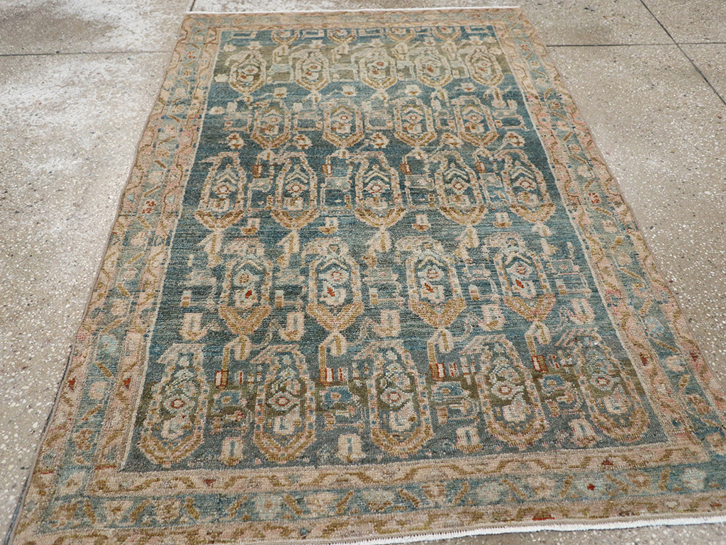 Vintage Persian Malayer Throw Rug, No.32796 - Galerie Shabab