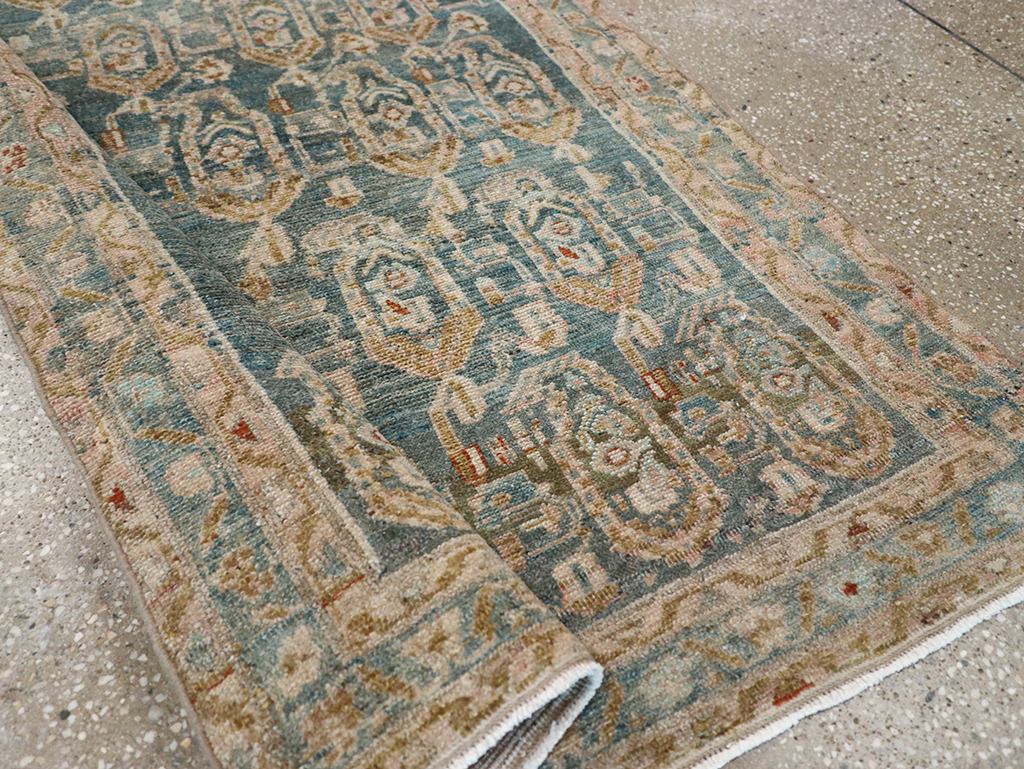 Vintage Persian Malayer Throw Rug, No.32796 - Galerie Shabab