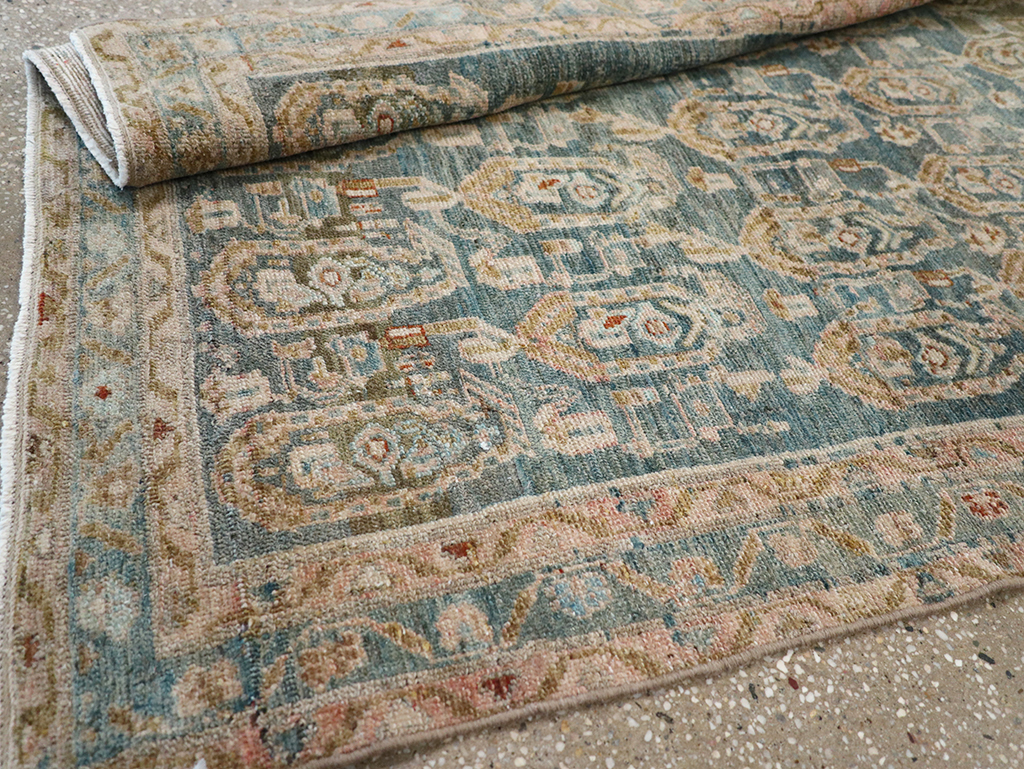 Vintage Persian Malayer Throw Rug, No.32796 - Galerie Shabab