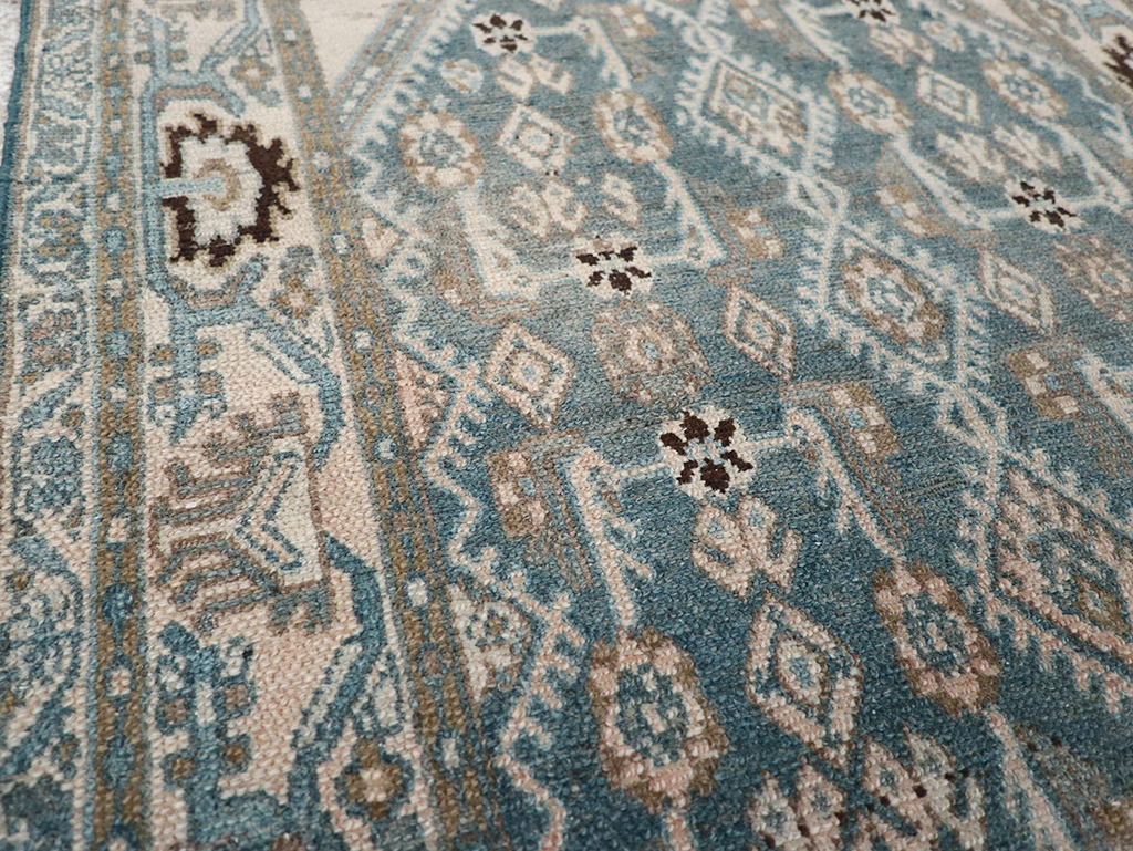 Vintage Persian Malayer Throw Rug, No.32797 - Galerie Shabab