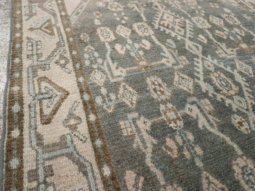 Vintage Persian Malayer Throw Rug, No.32798 - Galerie Shabab