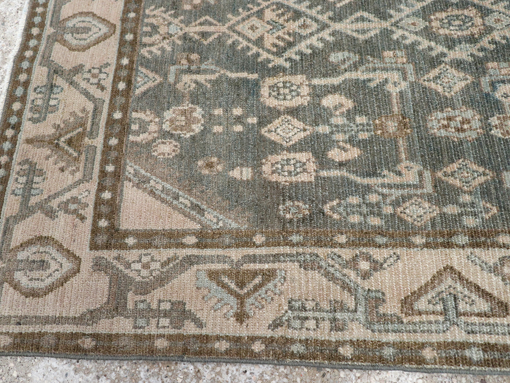 Vintage Persian Malayer Throw Rug, No.32798 - Galerie Shabab