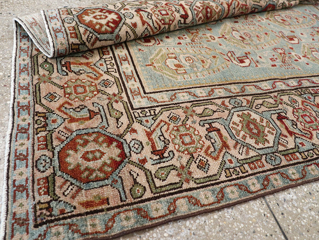 Vintage Persian Malayer Throw Rug, No.32800 - Galerie Shabab