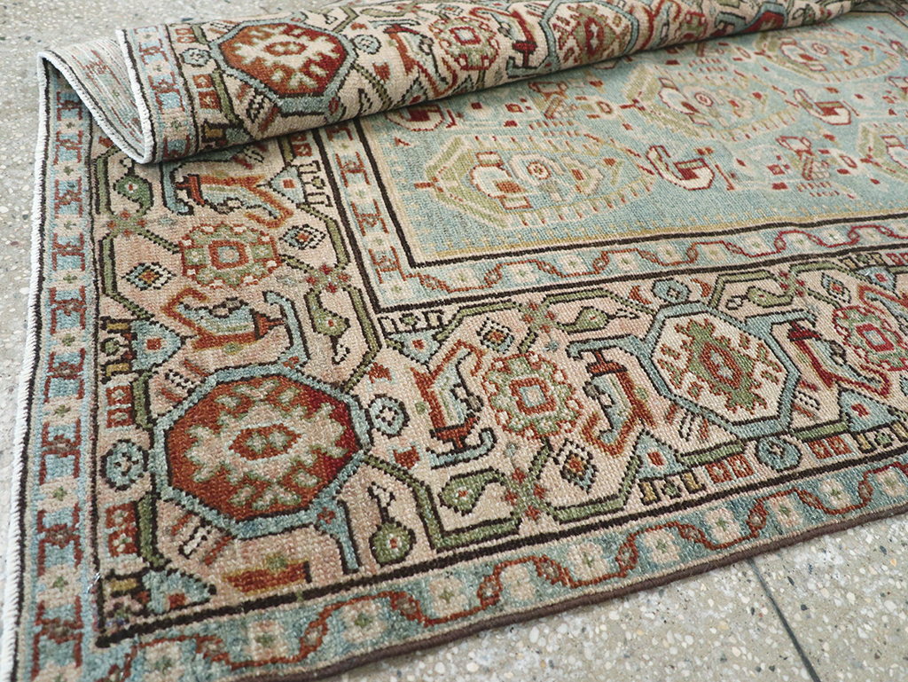 Vintage Persian Malayer Throw Rug, No.32800 - Galerie Shabab