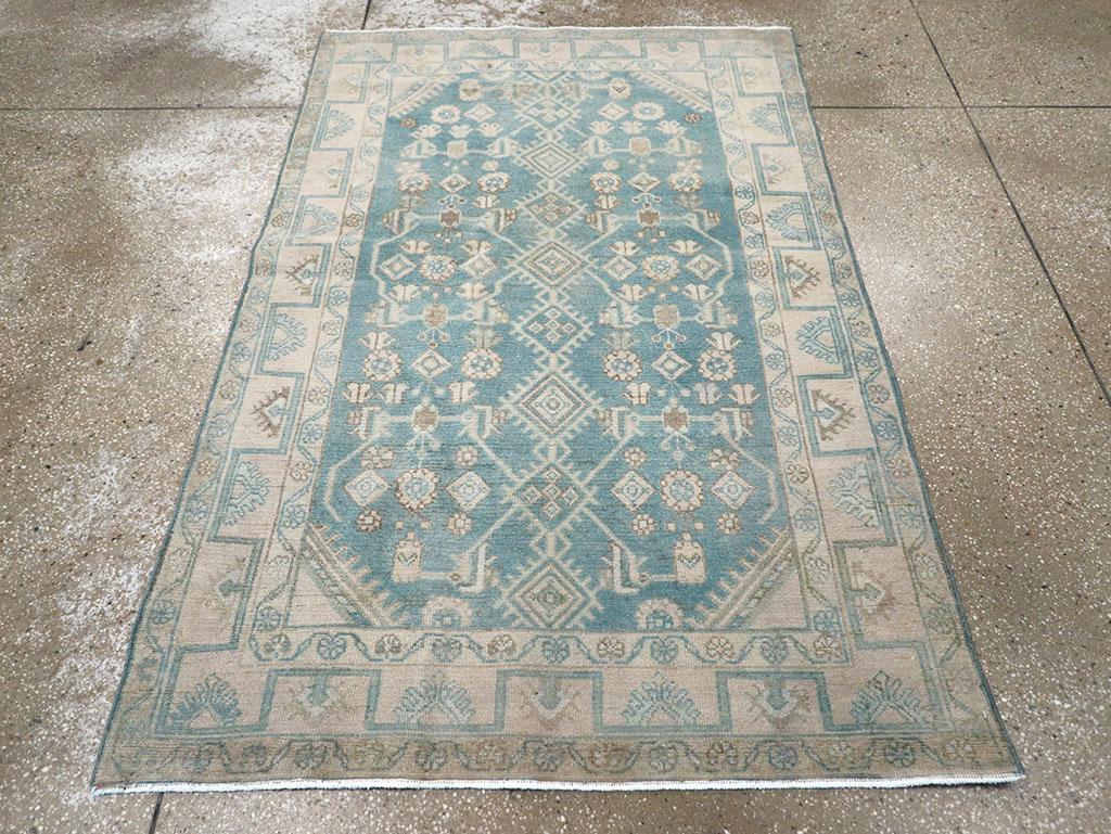 Vintage Persian Malayer Throw Rug, No.32802 - Galerie Shabab