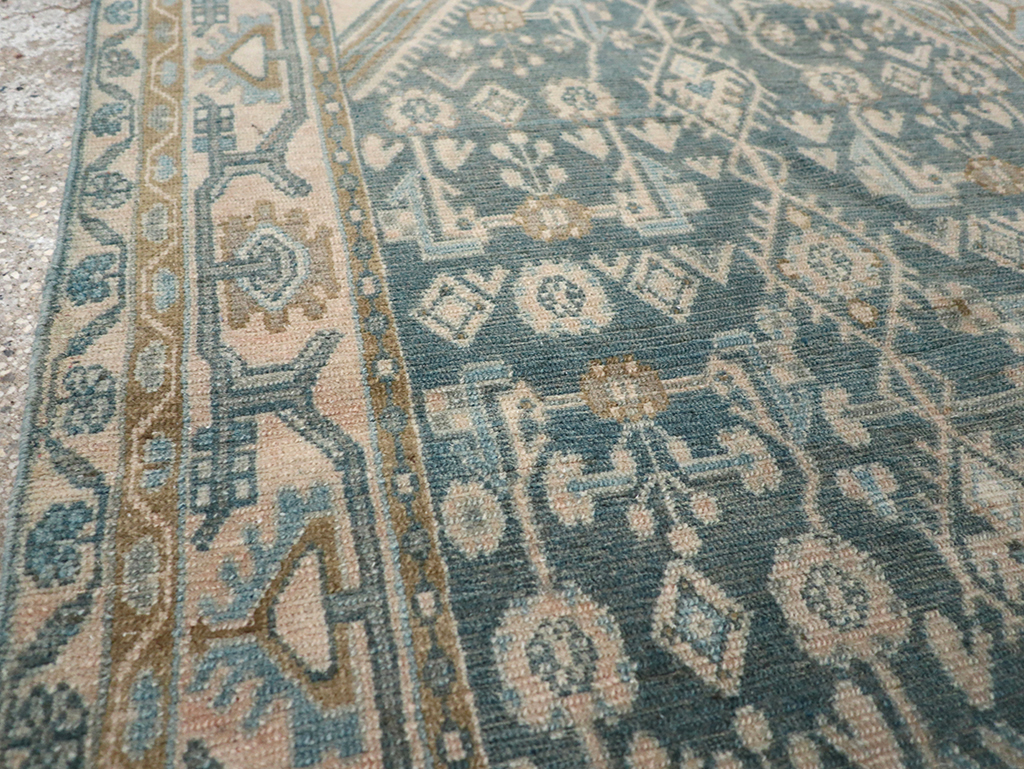 Vintage Persian Malayer Throw Rug, No.32804 - Galerie Shabab