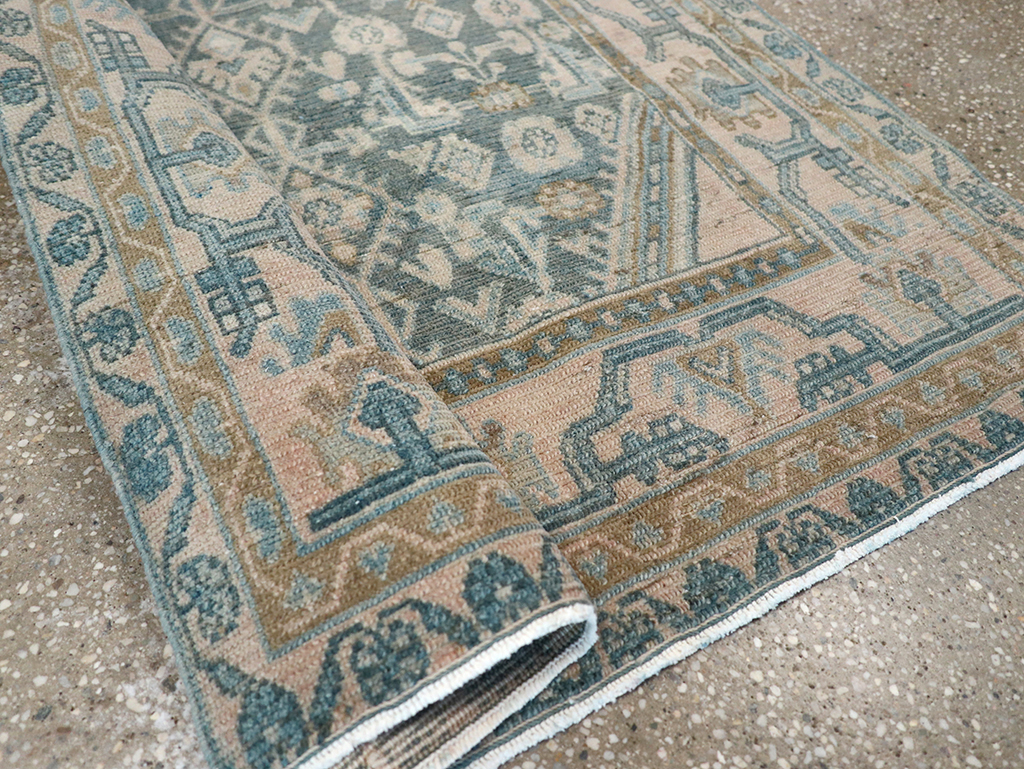 Vintage Persian Malayer Throw Rug, No.32804 - Galerie Shabab