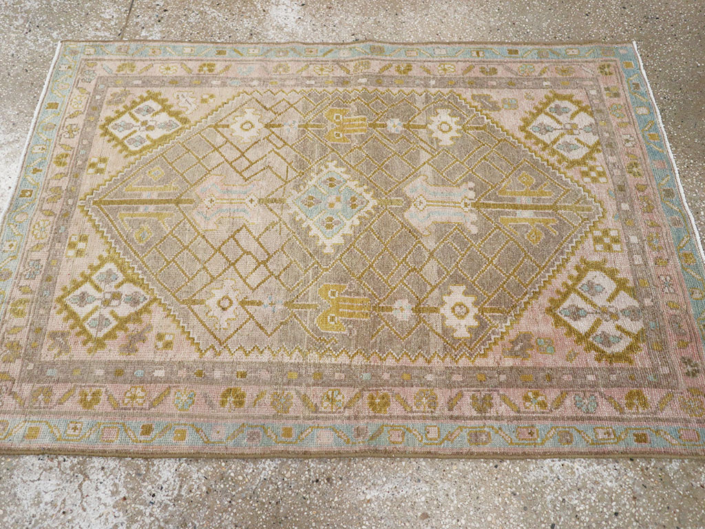 Vintage Persian Malayer Throw Rug, No.32805 - Galerie Shabab