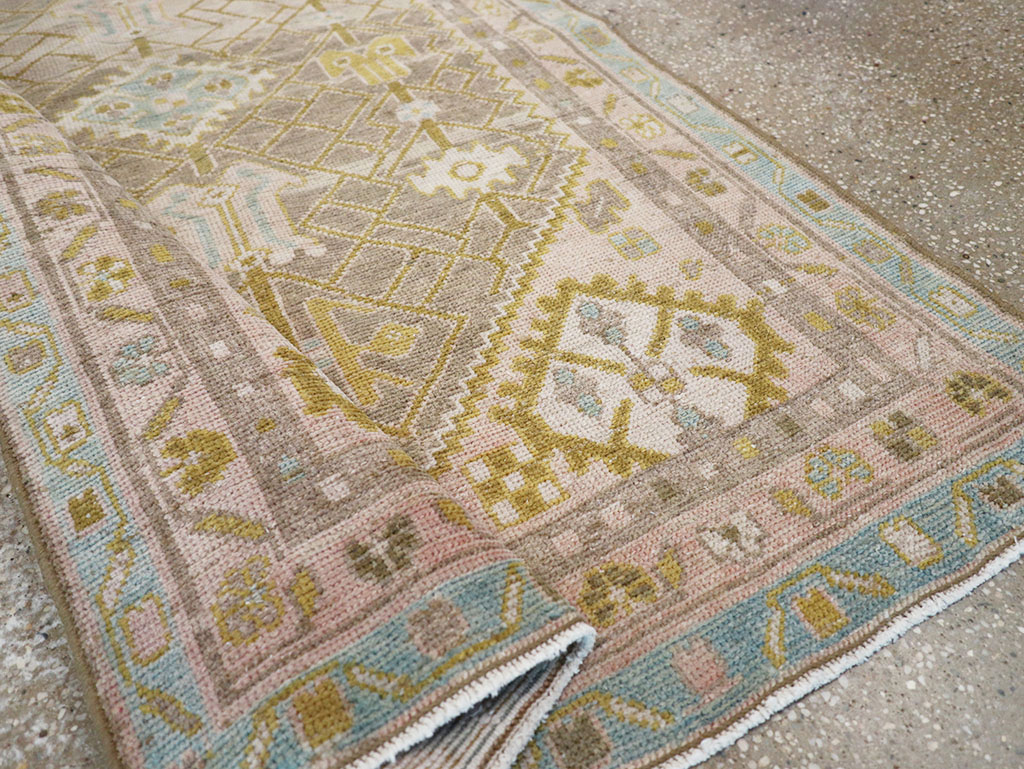 Vintage Persian Malayer Throw Rug, No.32805 - Galerie Shabab