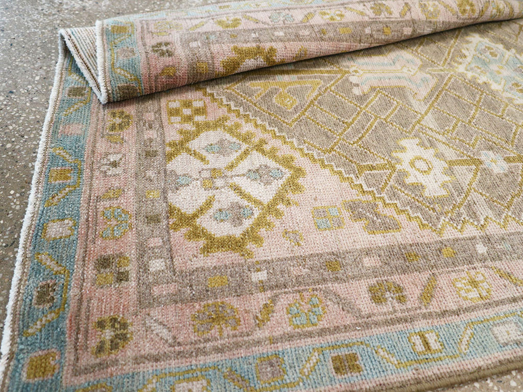 Vintage Persian Malayer Throw Rug, No.32805 - Galerie Shabab