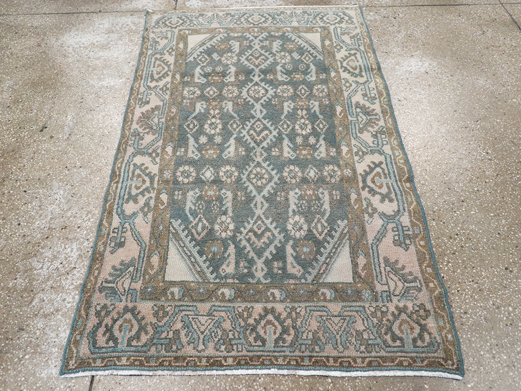 Vintage Persian Malayer Throw Rug, No.32808 - Galerie Shabab