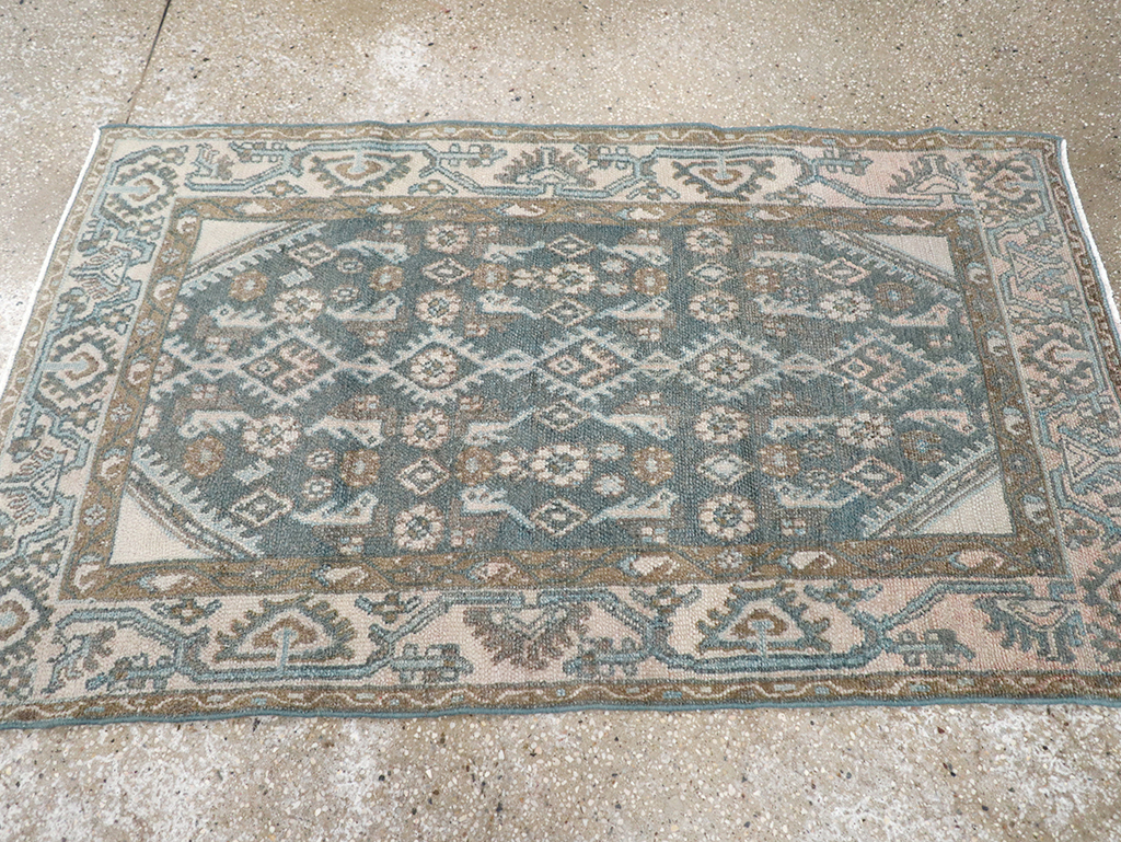 Vintage Persian Malayer Throw Rug, No.32808 - Galerie Shabab