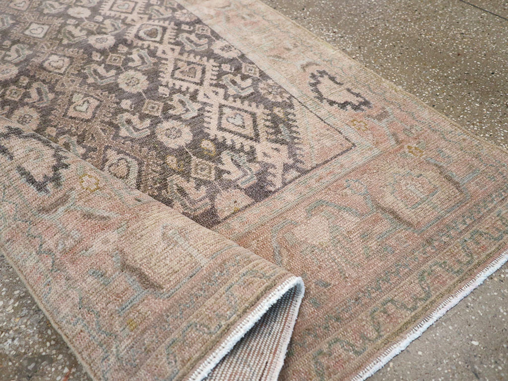 Vintage Persian Malayer Throw Rug, No.32810 - Galerie Shabab