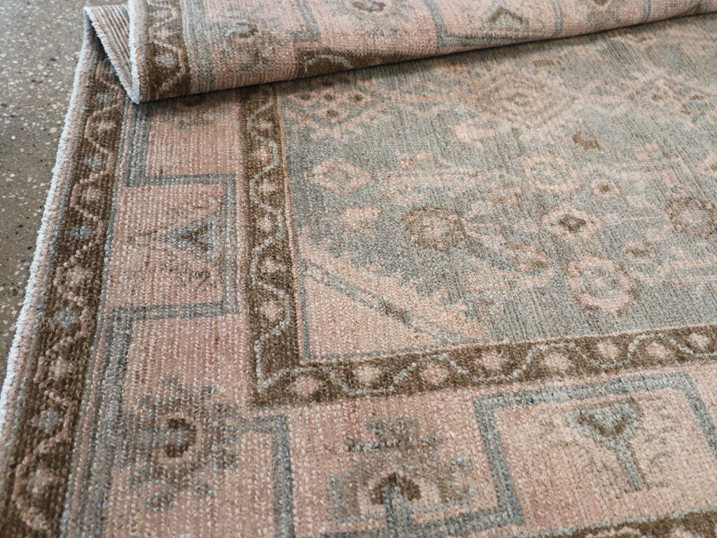 Vintage Persian Malayer Throw Rug, No.32811 - Galerie Shabab