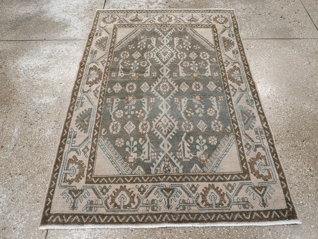 Vintage Persian Malayer Throw Rug, No.32812 - Galerie Shabab