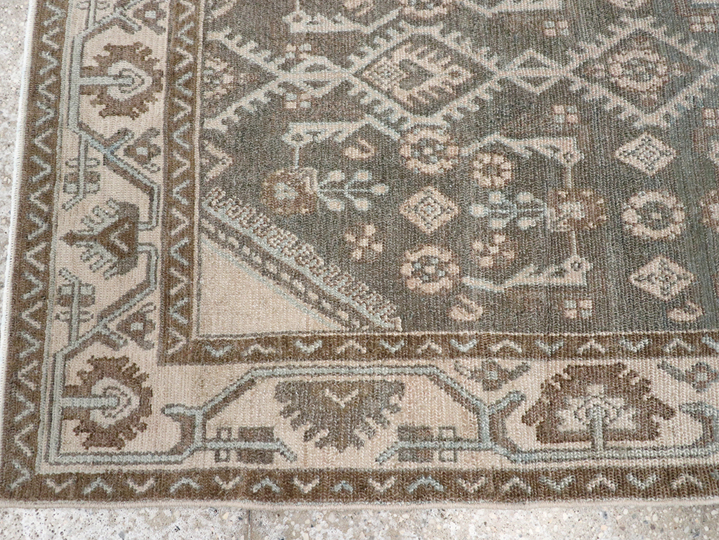 Vintage Persian Malayer Throw Rug, No.32812 - Galerie Shabab