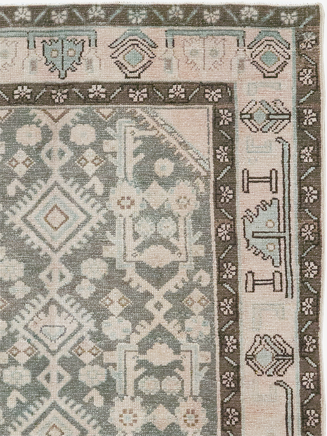 Vintage Persian Malayer Throw Rug, No.32813 - Galerie Shabab