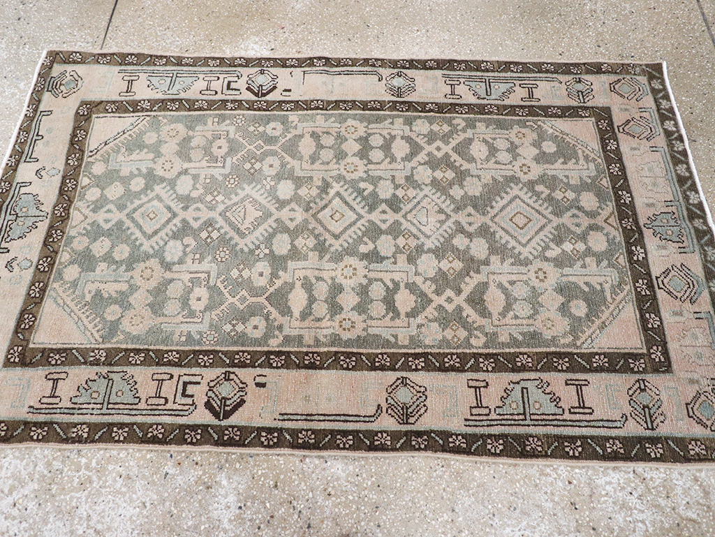 Vintage Persian Malayer Throw Rug, No.32813 - Galerie Shabab