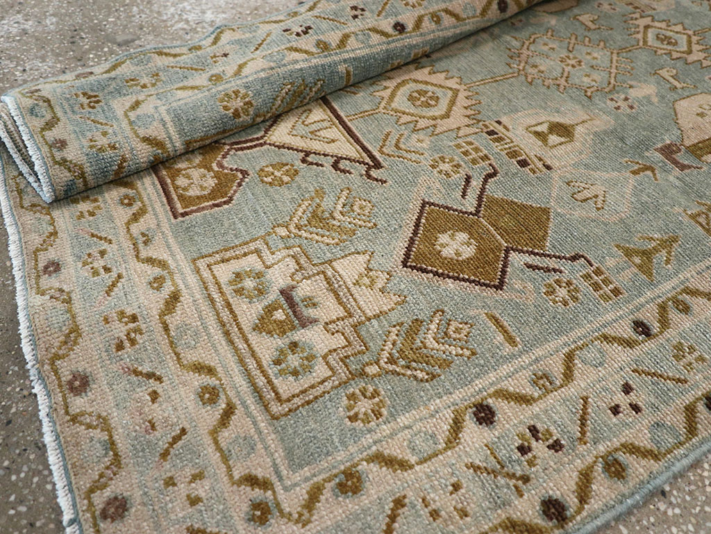 Vintage Persian Malayer Throw Rug, No.32815 - Galerie Shabab
