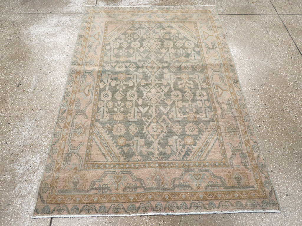 Vintage Persian Malayer Throw Rug, No.32816 - Galerie Shabab