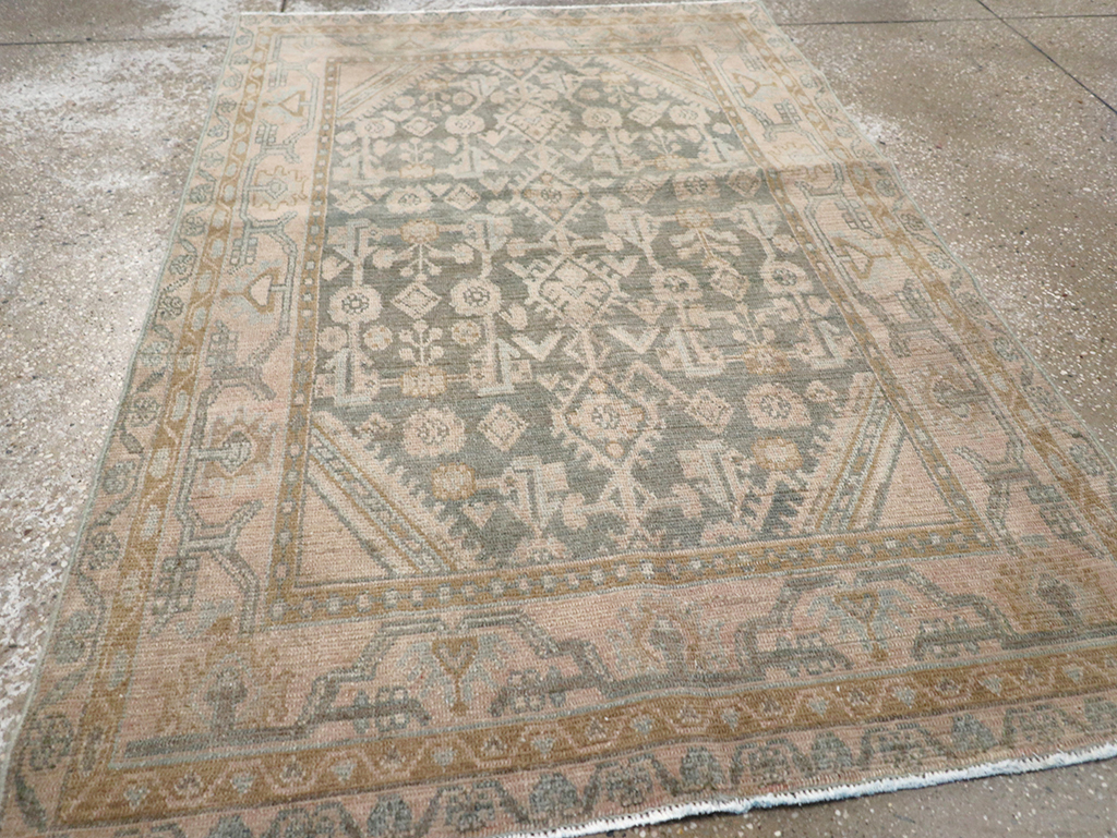 Vintage Persian Malayer Throw Rug, No.32816 - Galerie Shabab