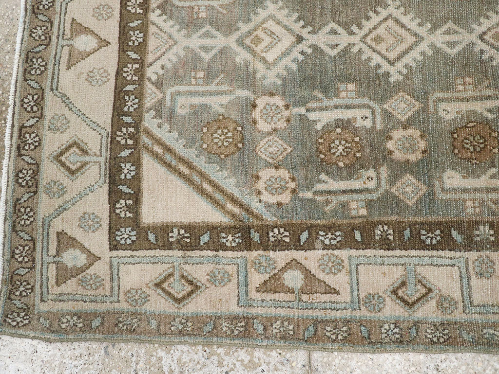 Vintage Persian Malayer Throw Rug, No.32819 - Galerie Shabab