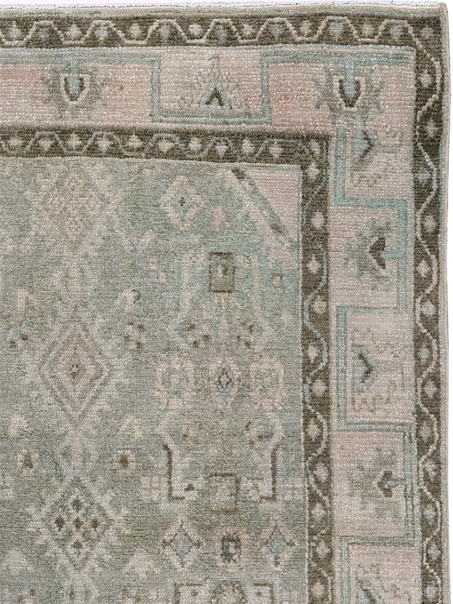 Vintage Persian Malayer Throw Rug, No.32820 - Galerie Shabab