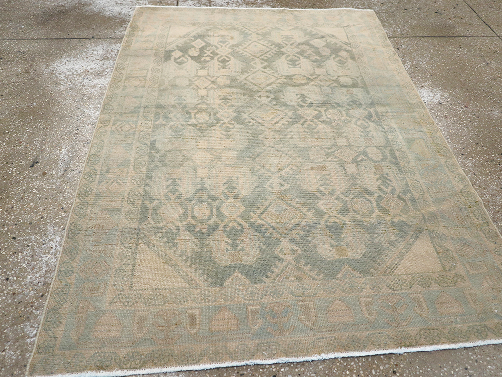 Vintage Persian Malayer Throw Rug, No.32821 - Galerie Shabab