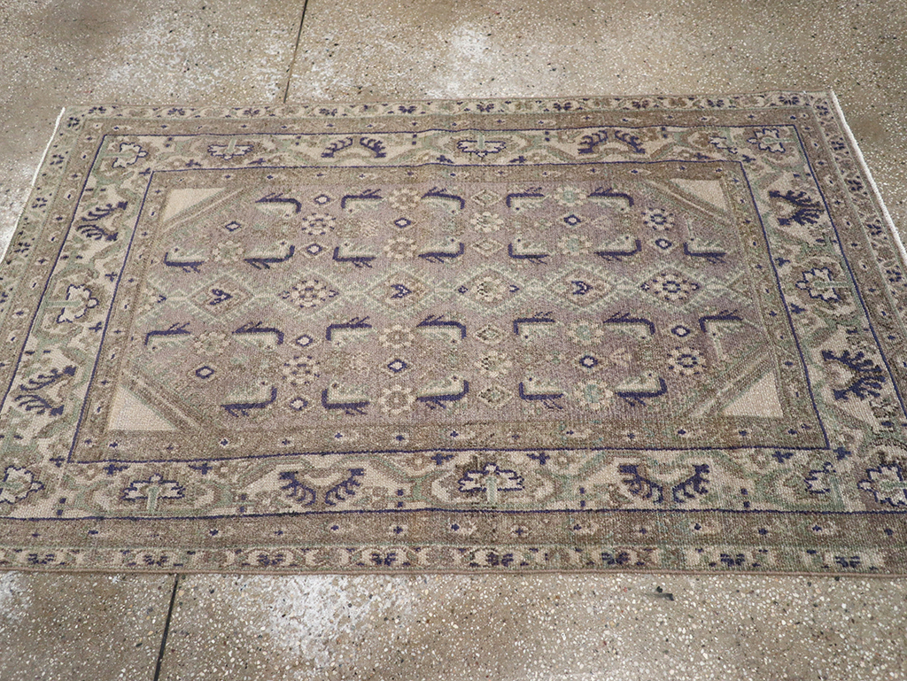 Vintage Persian Malayer Throw Rug, No.32824 - Galerie Shabab