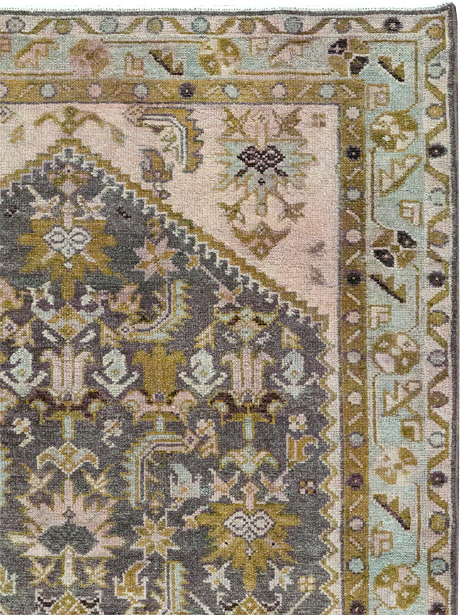 Vintage Persian Malayer Throw Rug, No.32825 - Galerie Shabab