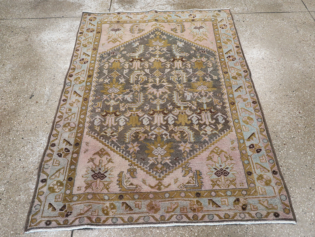 Vintage Persian Malayer Throw Rug, No.32825 - Galerie Shabab