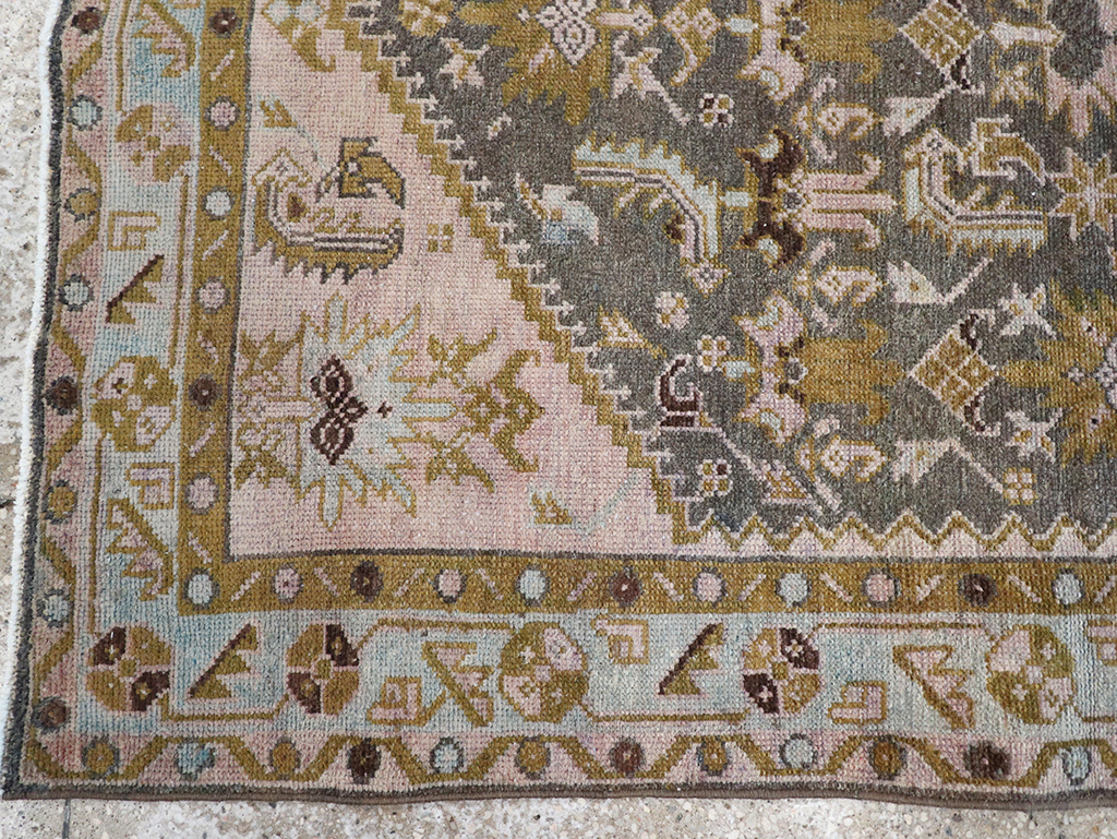 Vintage Persian Malayer Throw Rug, No.32825 - Galerie Shabab