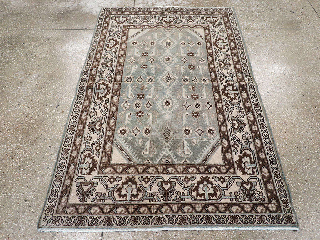 Vintage Persian Malayer Throw Rug, No.32827 - Galerie Shabab