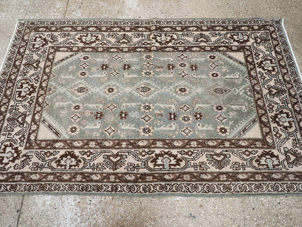 Vintage Persian Malayer Throw Rug, No.32827 - Galerie Shabab